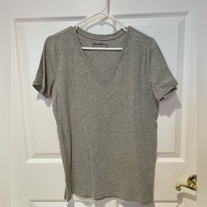 Eddie Bauer ladies v-neck blouse
